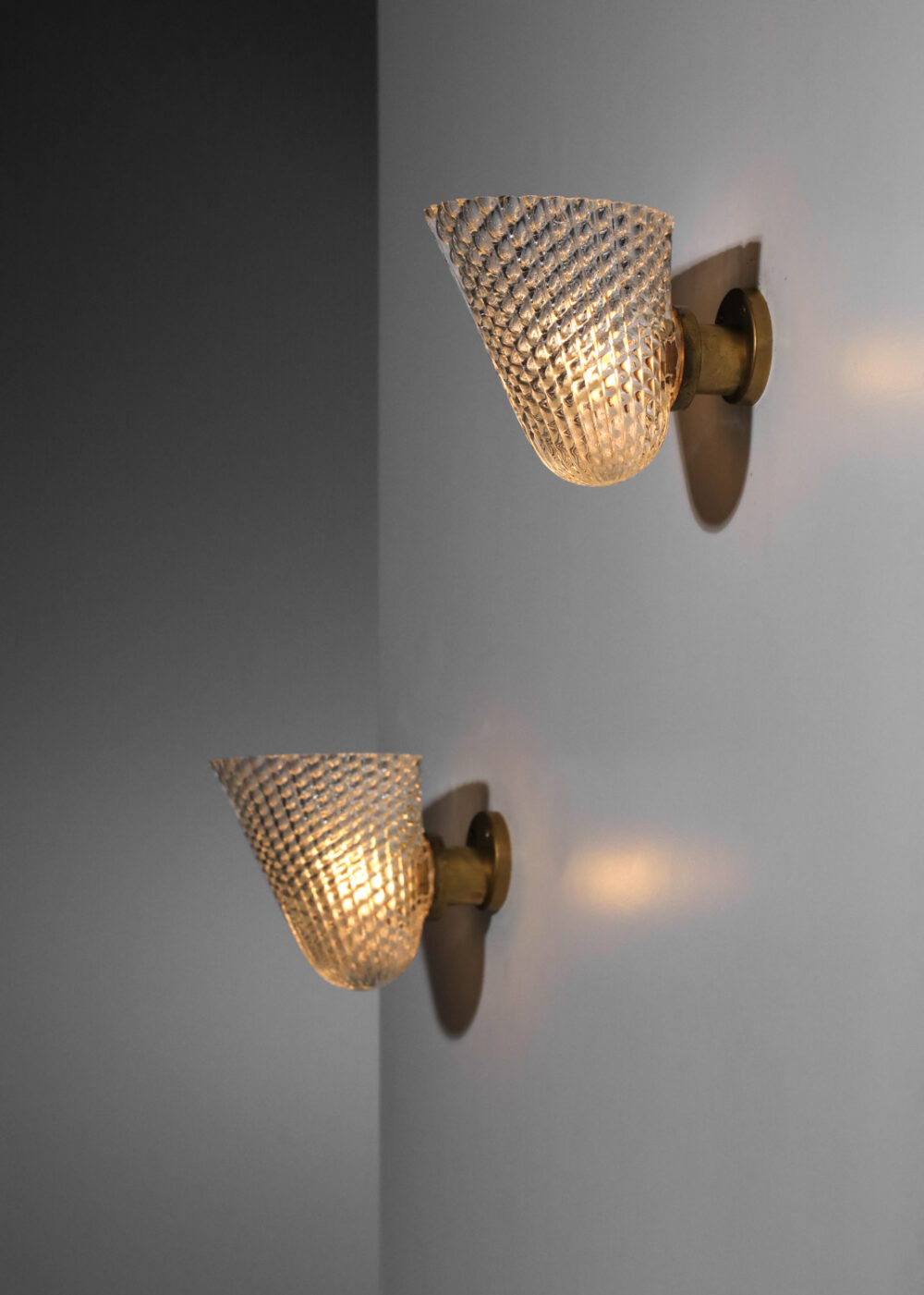 paire d'appliques italiennes des années 50 en verre bullé - J110