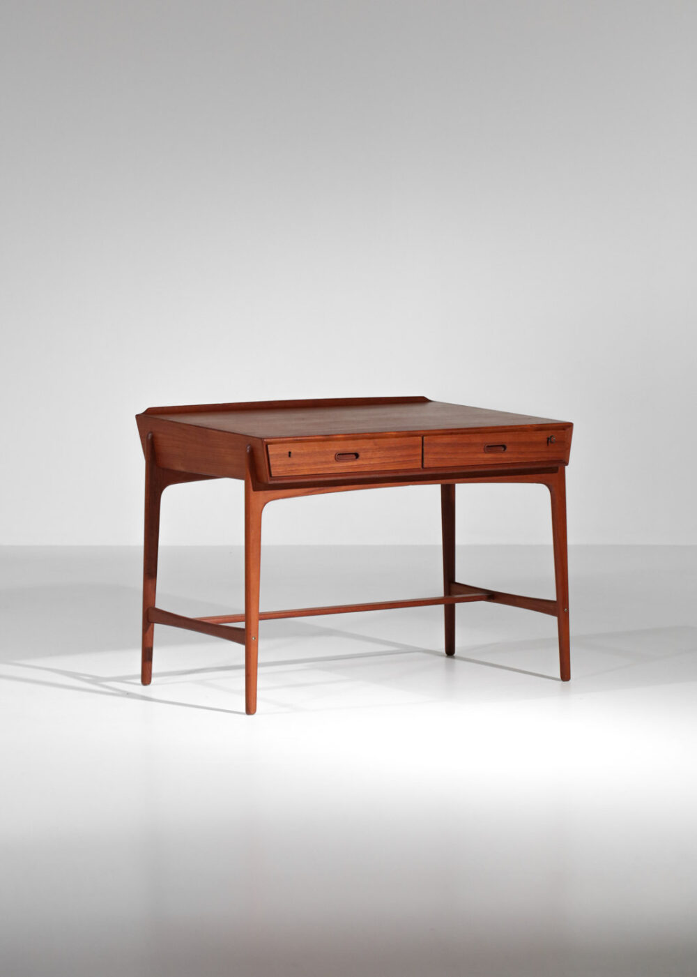 bureau danois Svend et Madsen en teck scandinave - G536