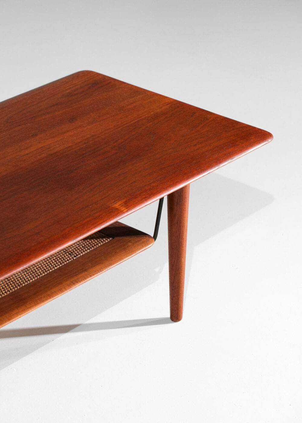 table basse danoise peter hvidt _ orla mølgaard teck scandinave modèle FD516 - G874