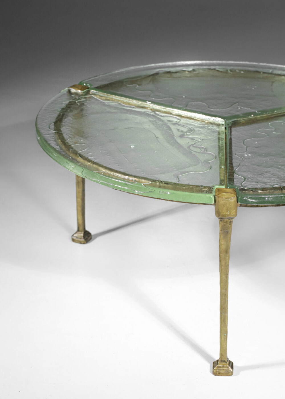 round coffee table in gilt bronze Lothar Klute Germany - F395