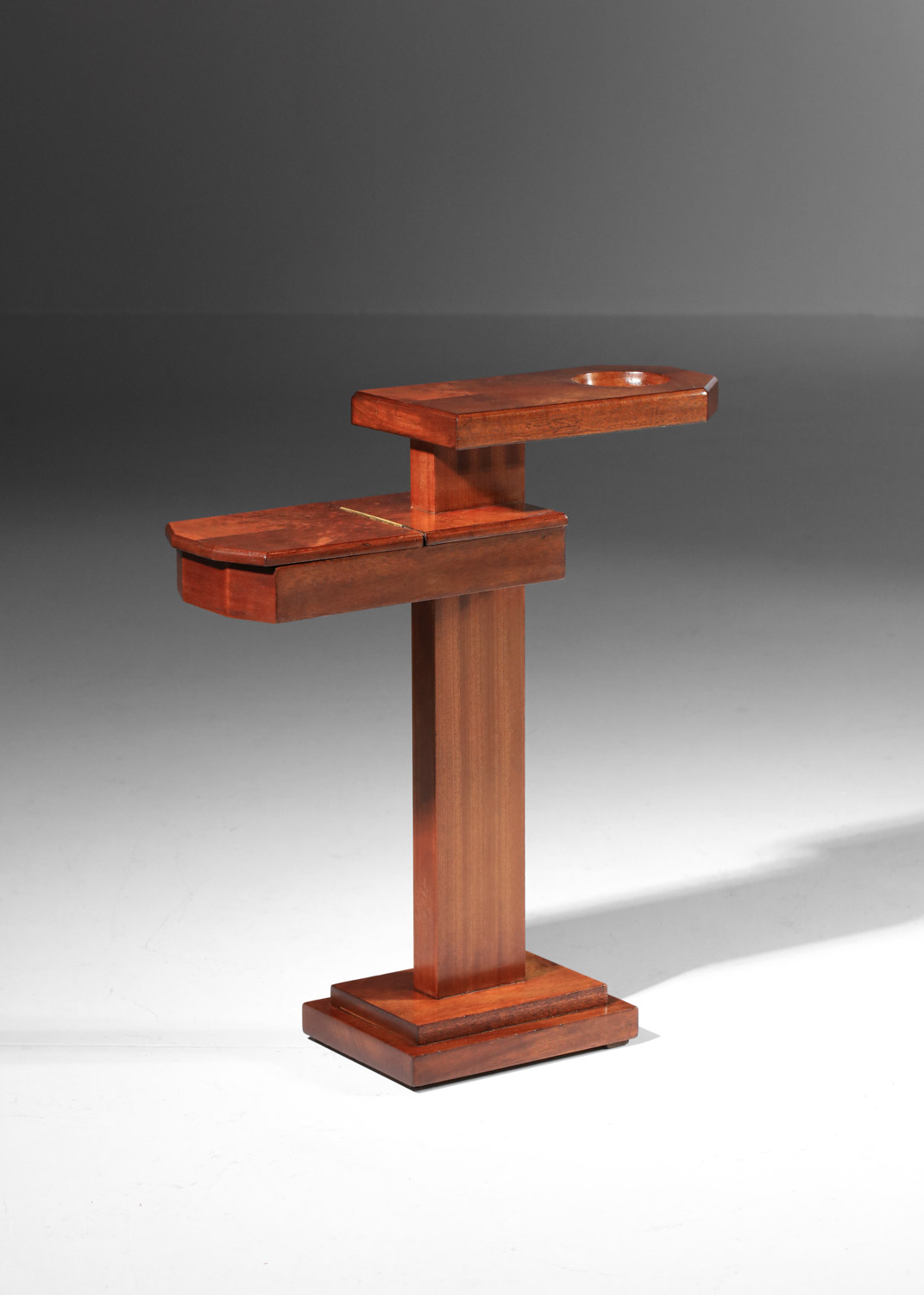 table de fumeur art deco en bois