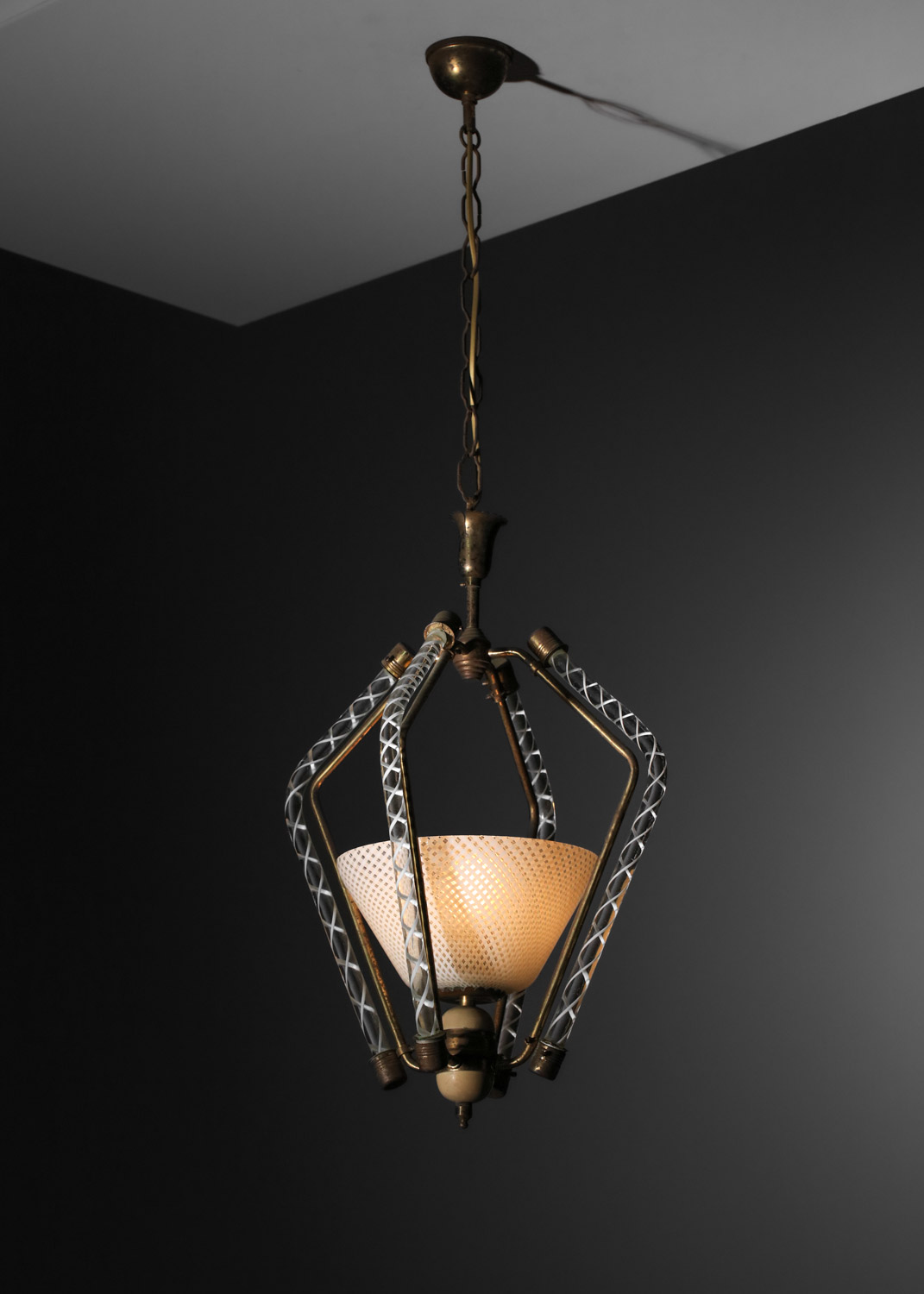 Petite suspension italienne en verre filigrané de Murano par Venini, années 1940
