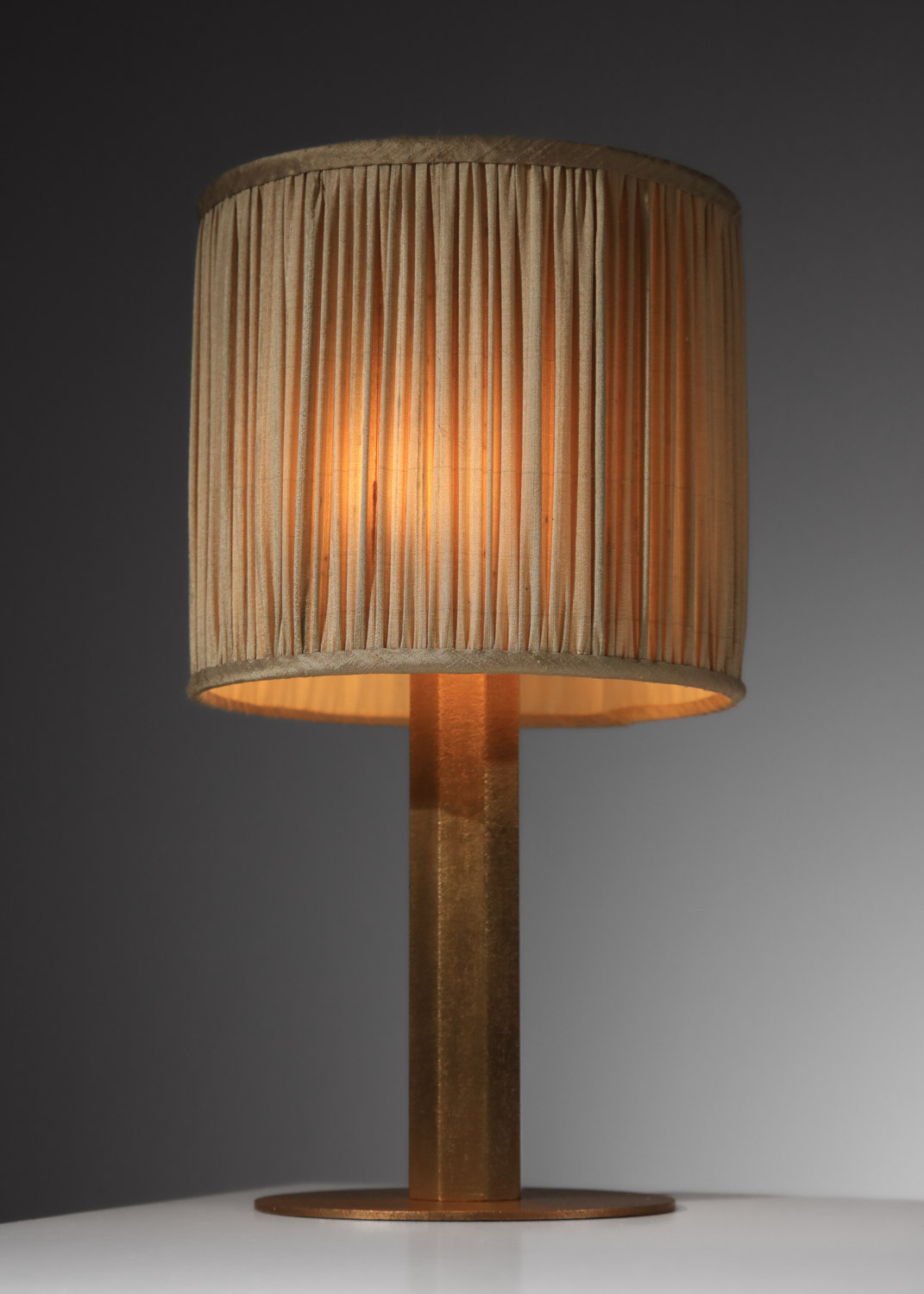 lampe de table danke galerie studio en laiton et abat jour soie - DK024