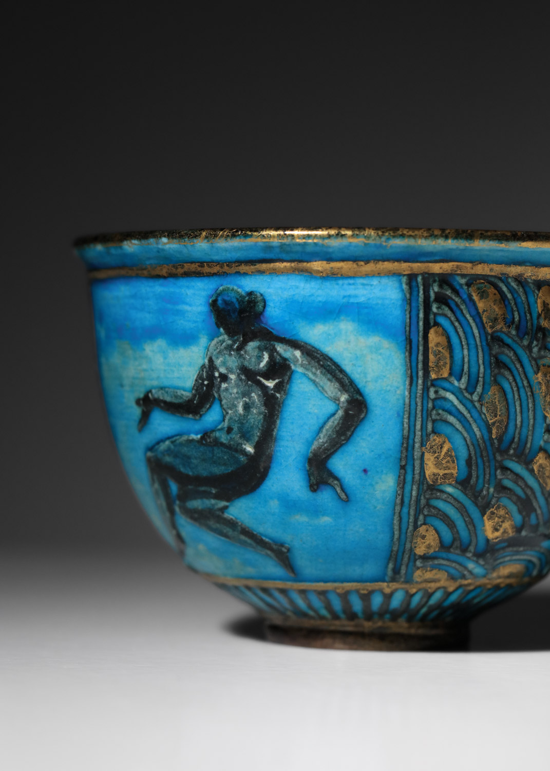 petit bol bleu en céramique jean mayodon décor femme - K102