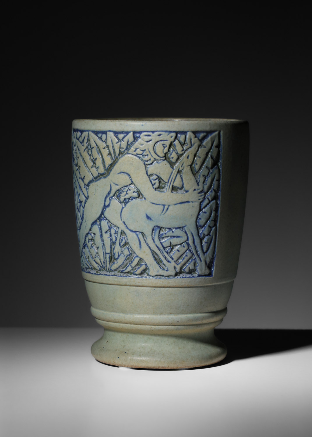 grand vase Mougin nancy france en céramique par Gaston Goor décor en bas relief années 30 - K099